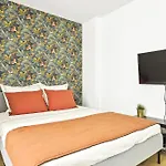 Luxury Suite Near Eiffel Tower